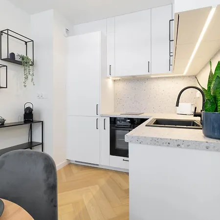 Blue Ceglana - Free Parking - Self Check-in