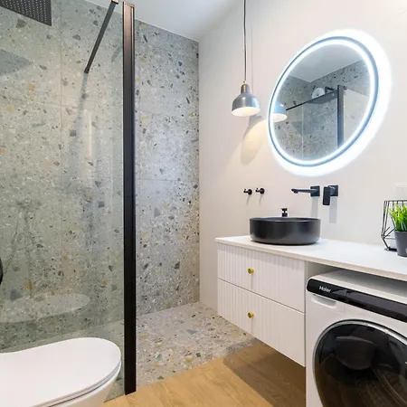 Blue Ceglana - Free Parking - Self Check-in *