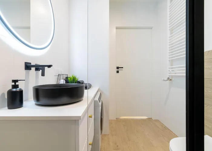 Blue Ceglana - Free Parking - Self Check-in דירה *