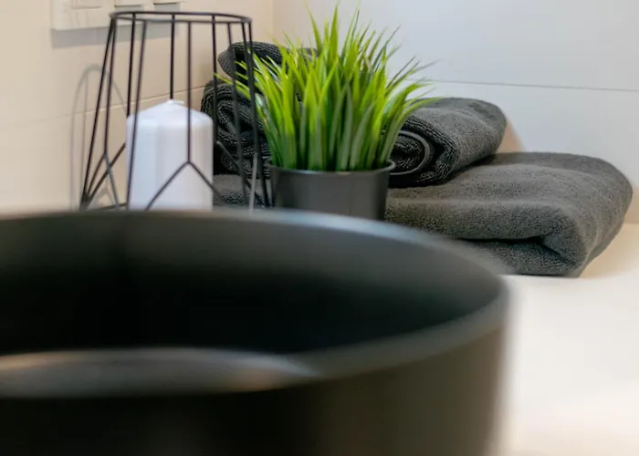 Blue Ceglana - Free Parking - Self Check-in קטוביץ